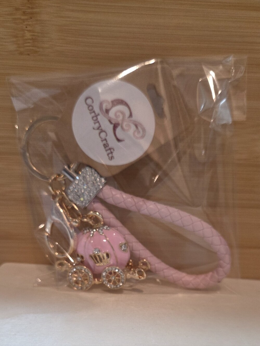👑 NEW Pink Rhinestone Cinderella Princess Carriage Keychain Purse Charm 👑 - Picture 12 of 12